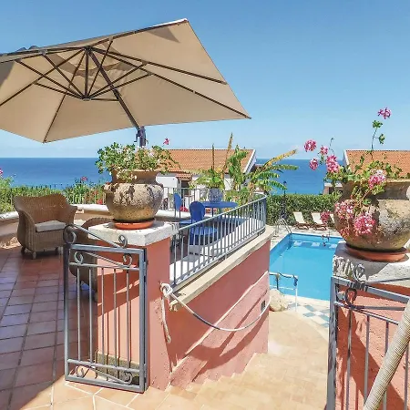 Holiday home Three-bedroom Holiday In Parghelia -vv- *